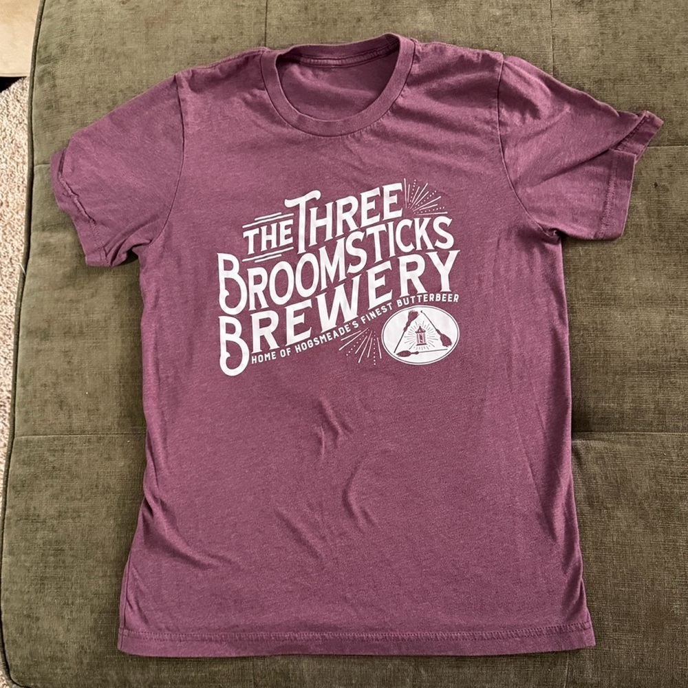 Harry Potter Three Broomsticks Graphic T-Shirt